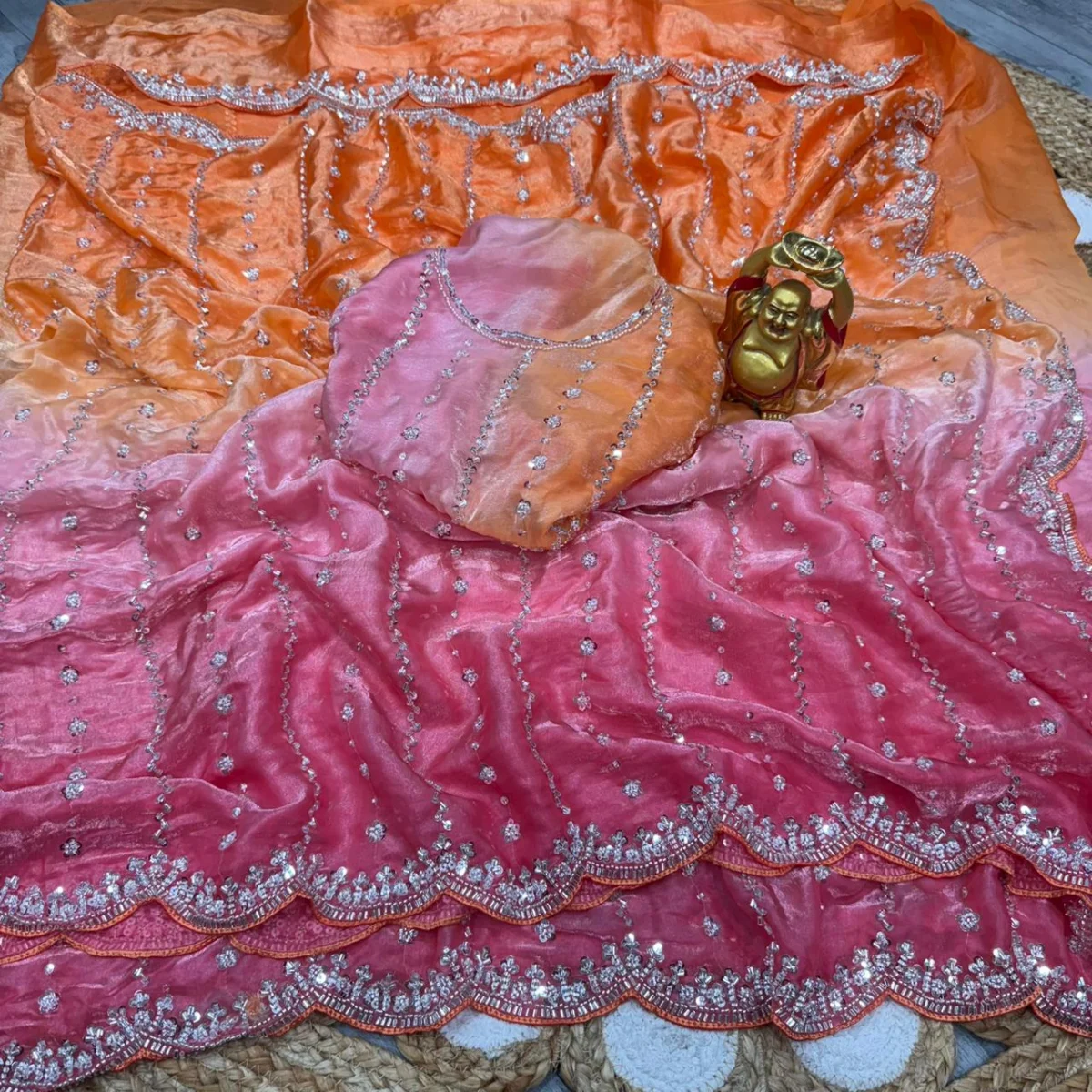 Dual shade saree - Image 5