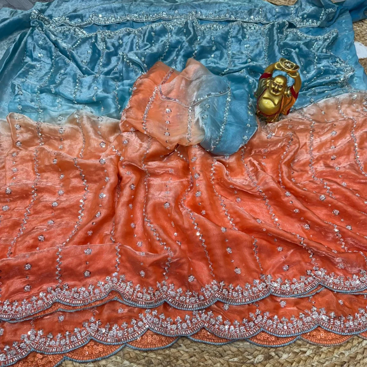 Dual shade saree - Image 3