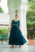 Full Gown - Image 4