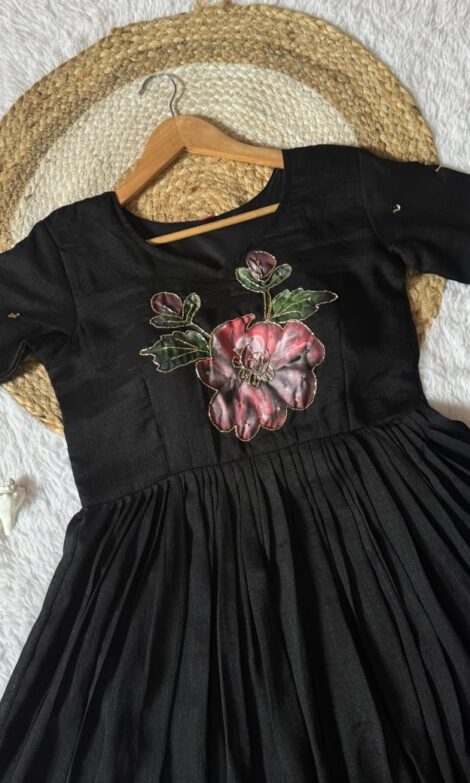 Black flower maxi