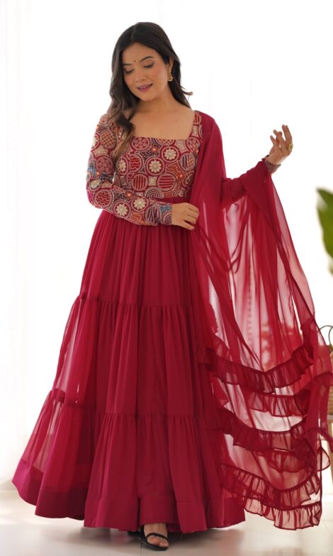 Grand anarkali