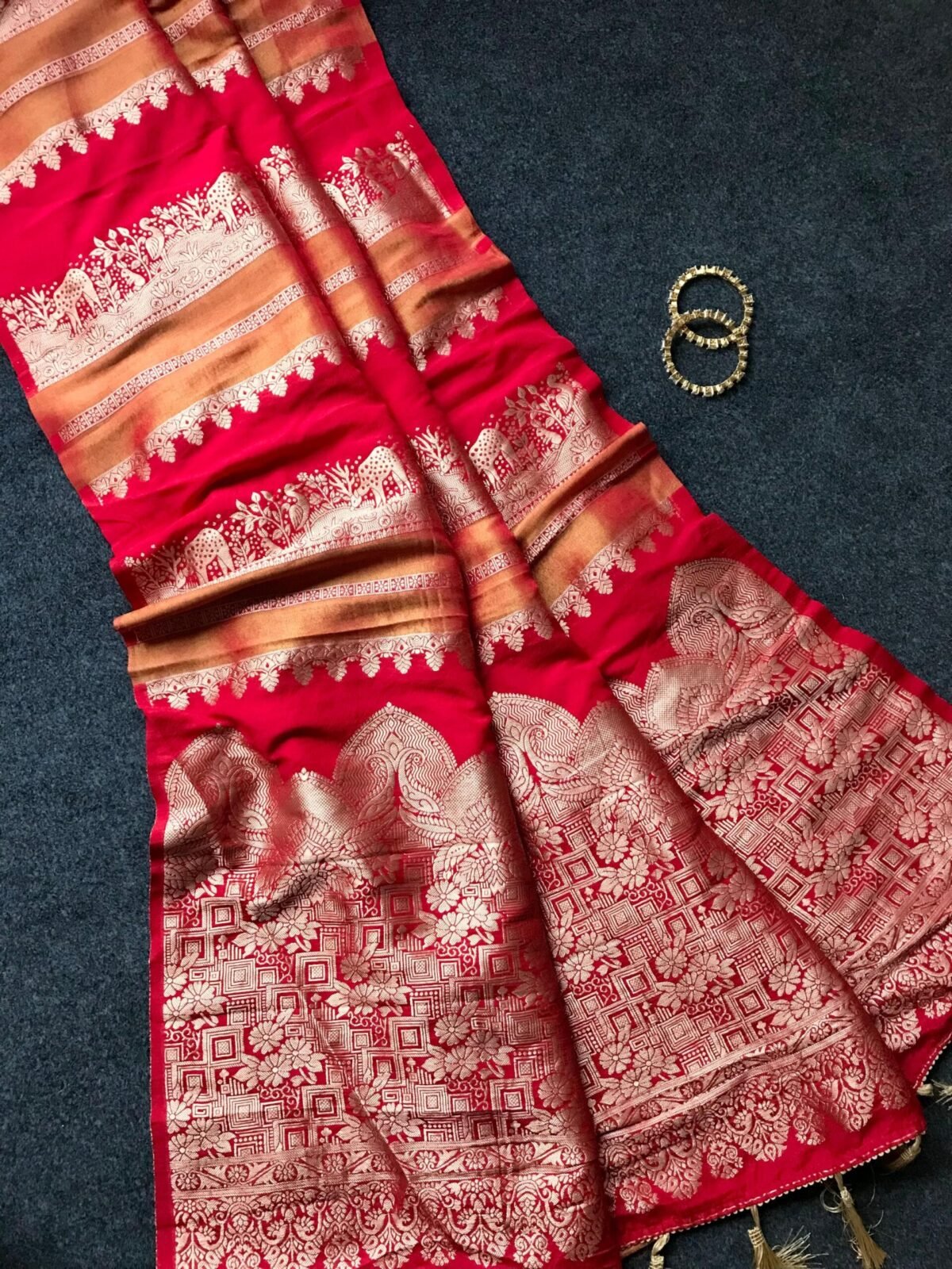 Golden saaree - Image 6