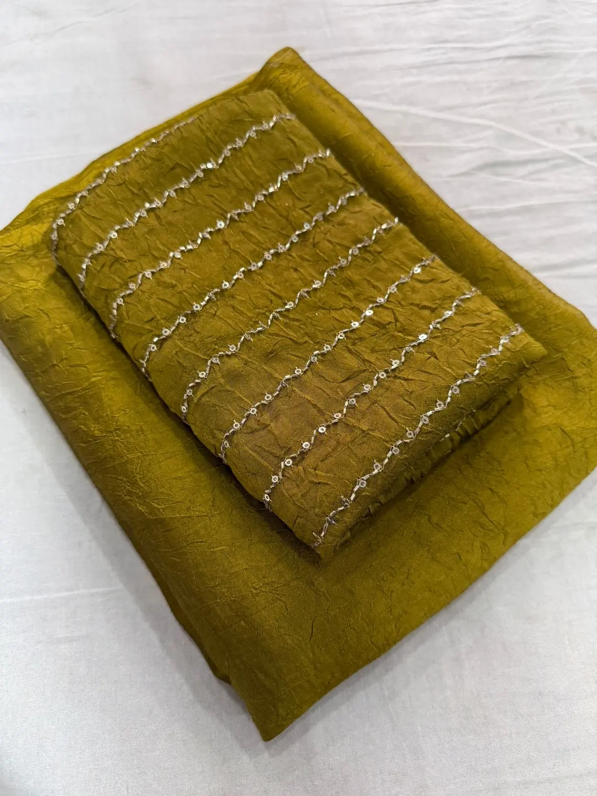 Iniya saree - Image 19