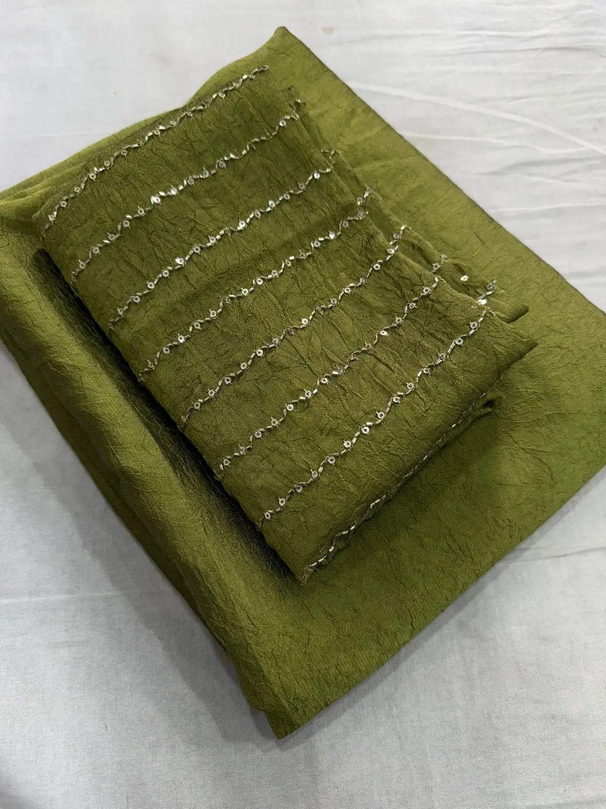 Iniya saree - Image 16