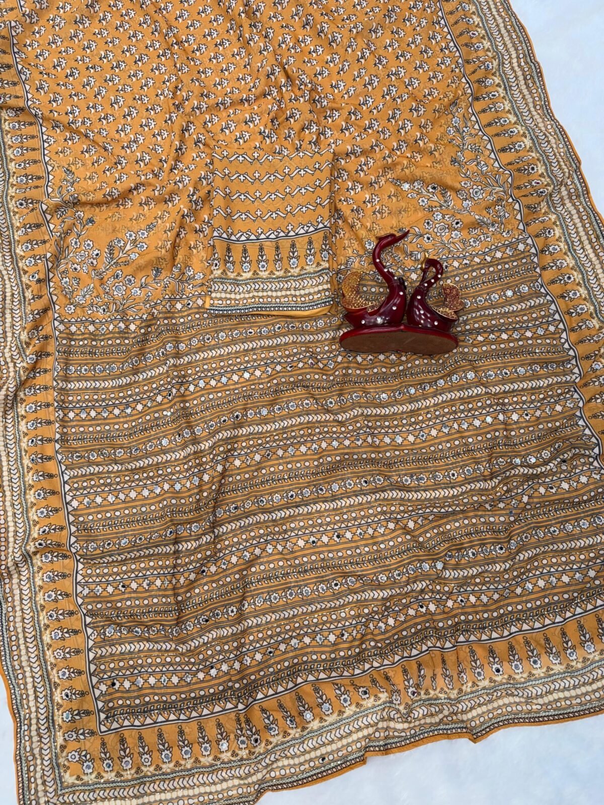 Kareena saree - Image 3