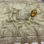 Manu saree