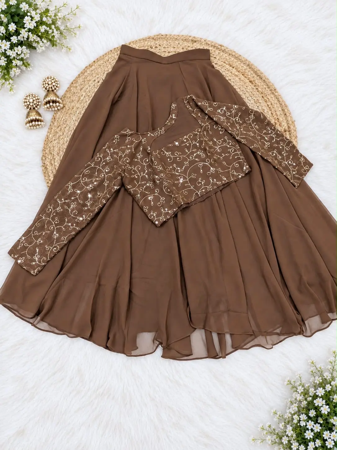 Neelu lehenga - Image 6