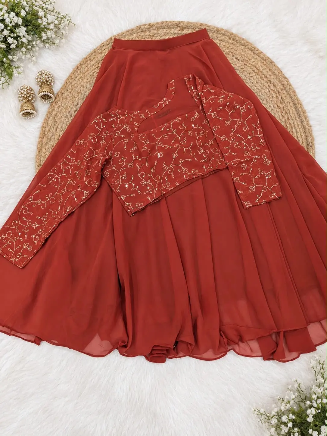 Neelu lehenga - Image 14