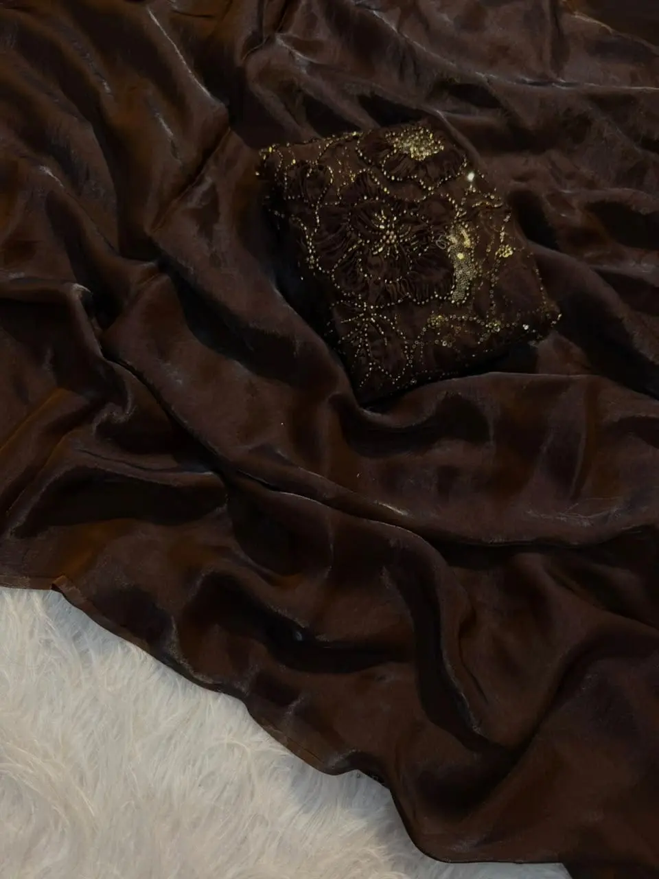 Chocolate saree - Image 3